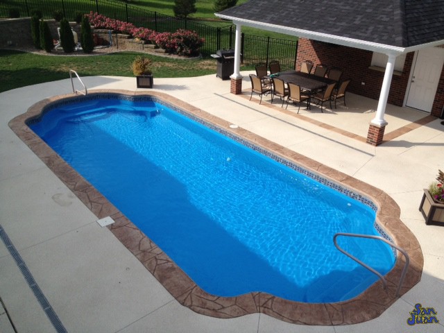 phoenix fiberglass pool with custom coping handrail and deep end